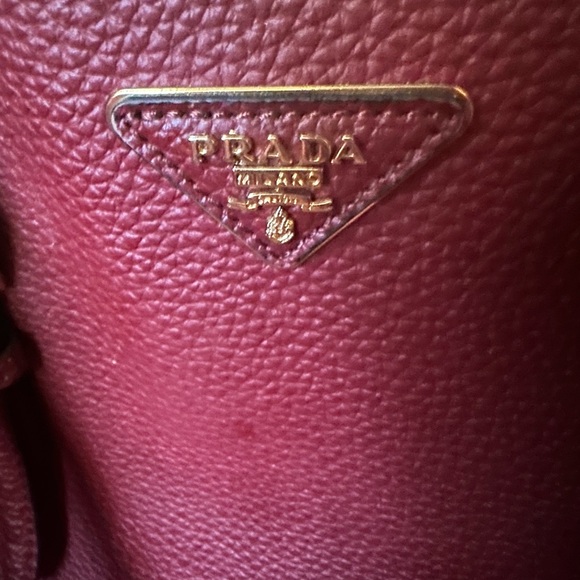 Red Prada - Picture 2 of 7